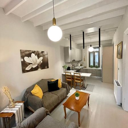Апартаменты Elia Downtown Eco House Митилини Экстерьер фото